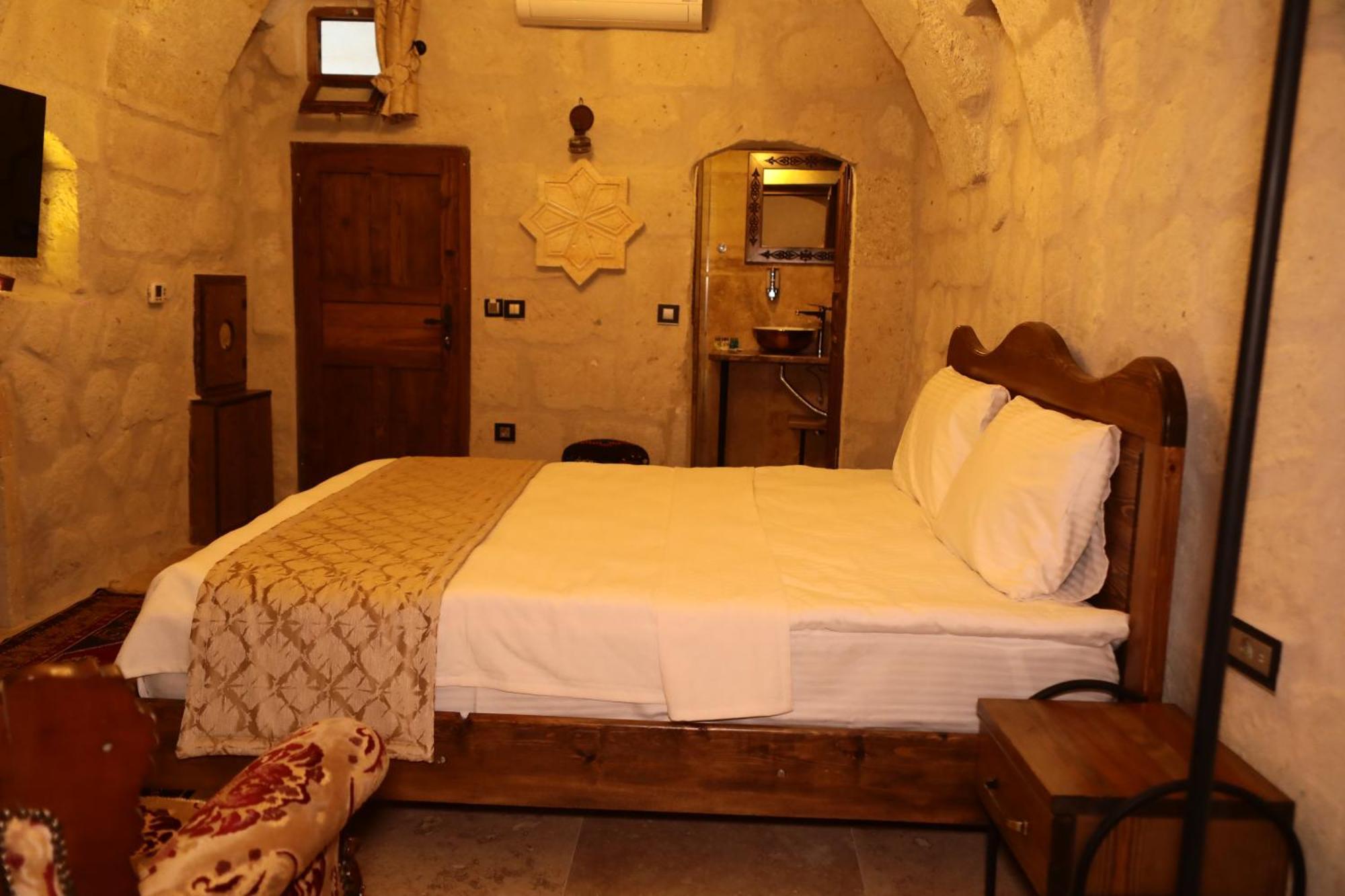 Hira Cave Hotel Гореме Экстерьер фото