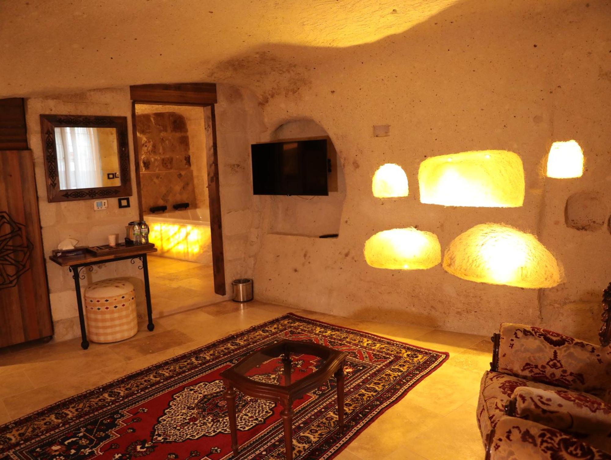 Hira Cave Hotel Гореме Экстерьер фото
