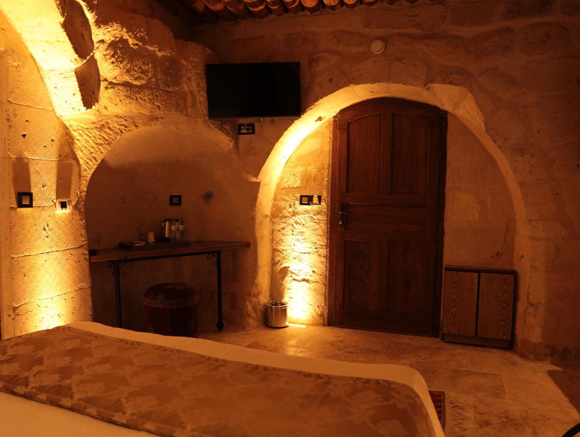Hira Cave Hotel Гореме Экстерьер фото